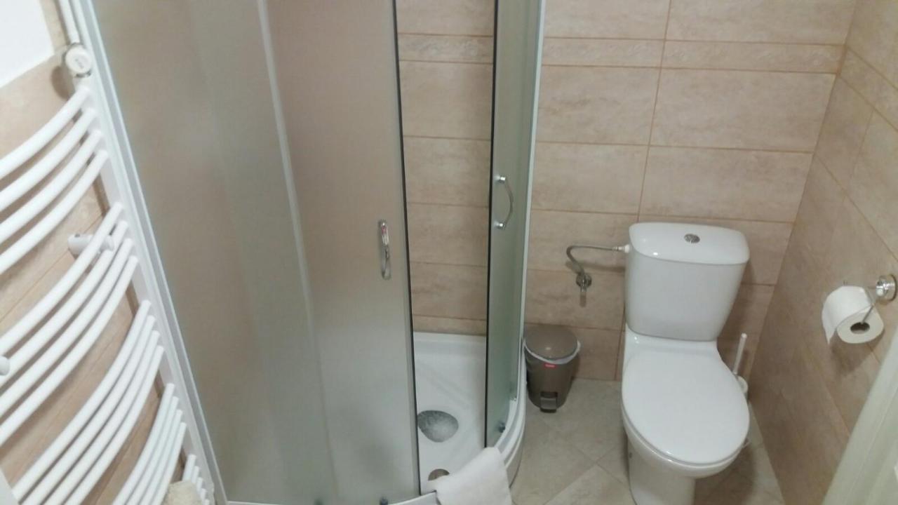 Rita Apartman & Studio ズレニャニン エクステリア 写真