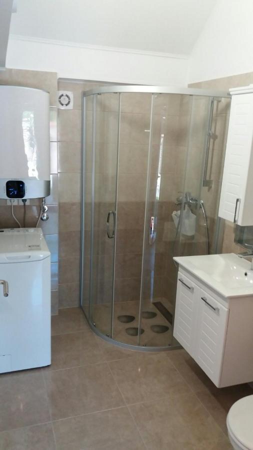 Rita Apartman & Studio ズレニャニン エクステリア 写真
