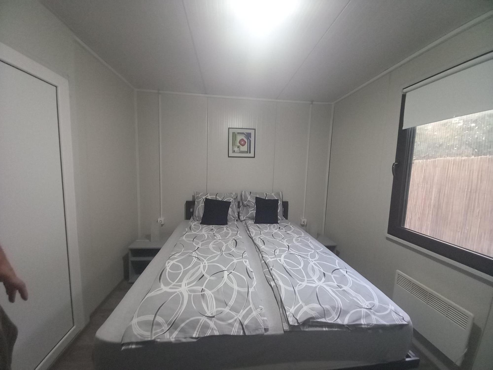 Rita Apartman & Studio ズレニャニン エクステリア 写真